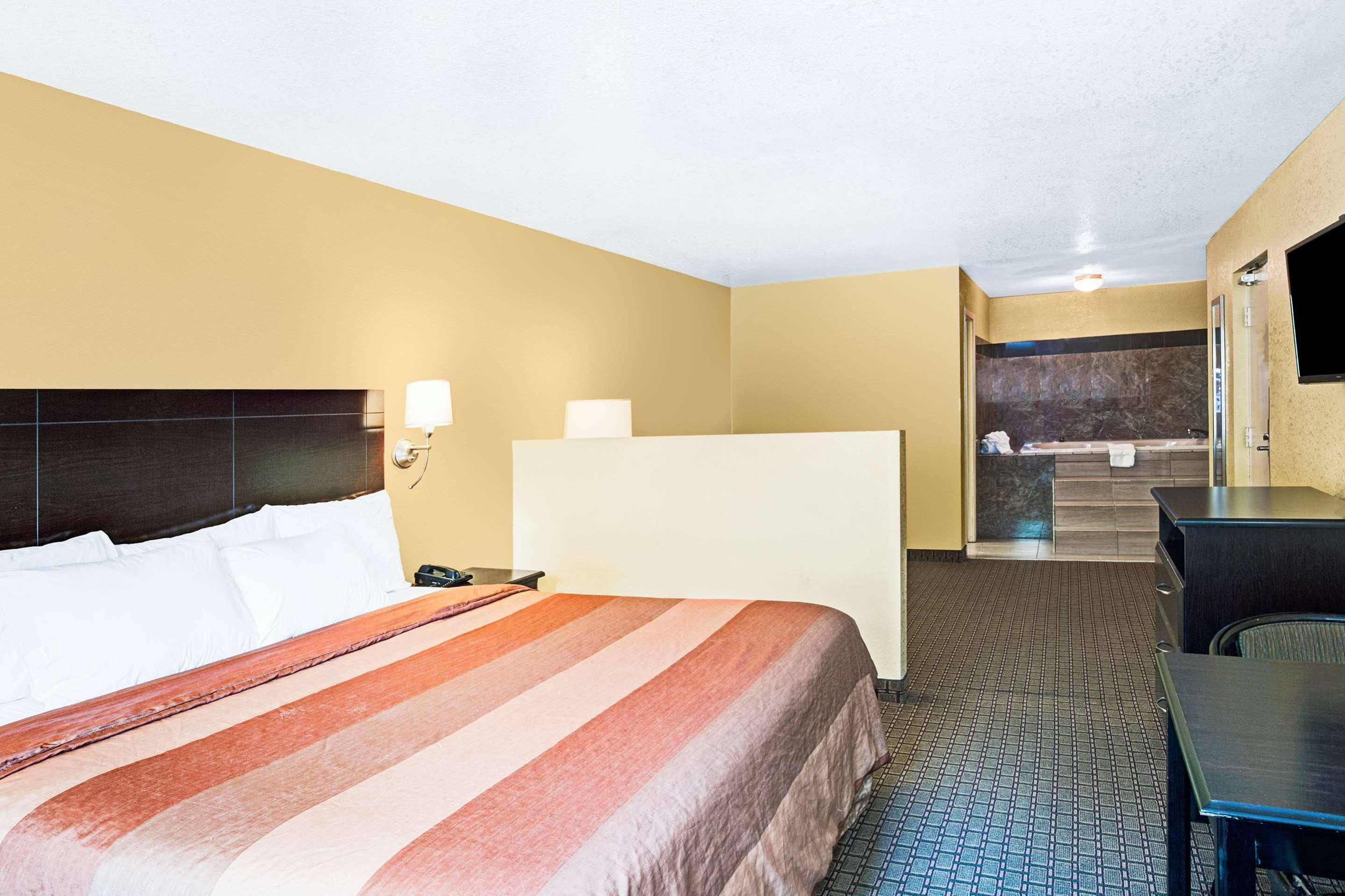 Days Inn & Suites By Wyndham Downtown Gatlinburg Parkway Luaran gambar