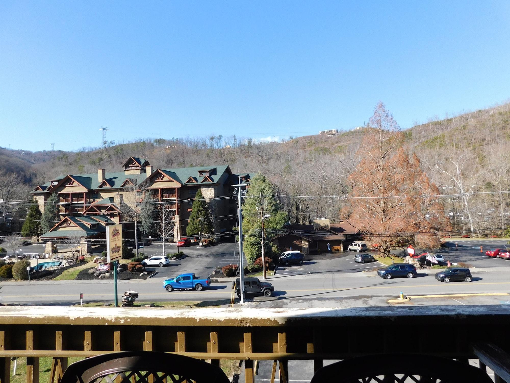 Days Inn & Suites By Wyndham Downtown Gatlinburg Parkway Luaran gambar