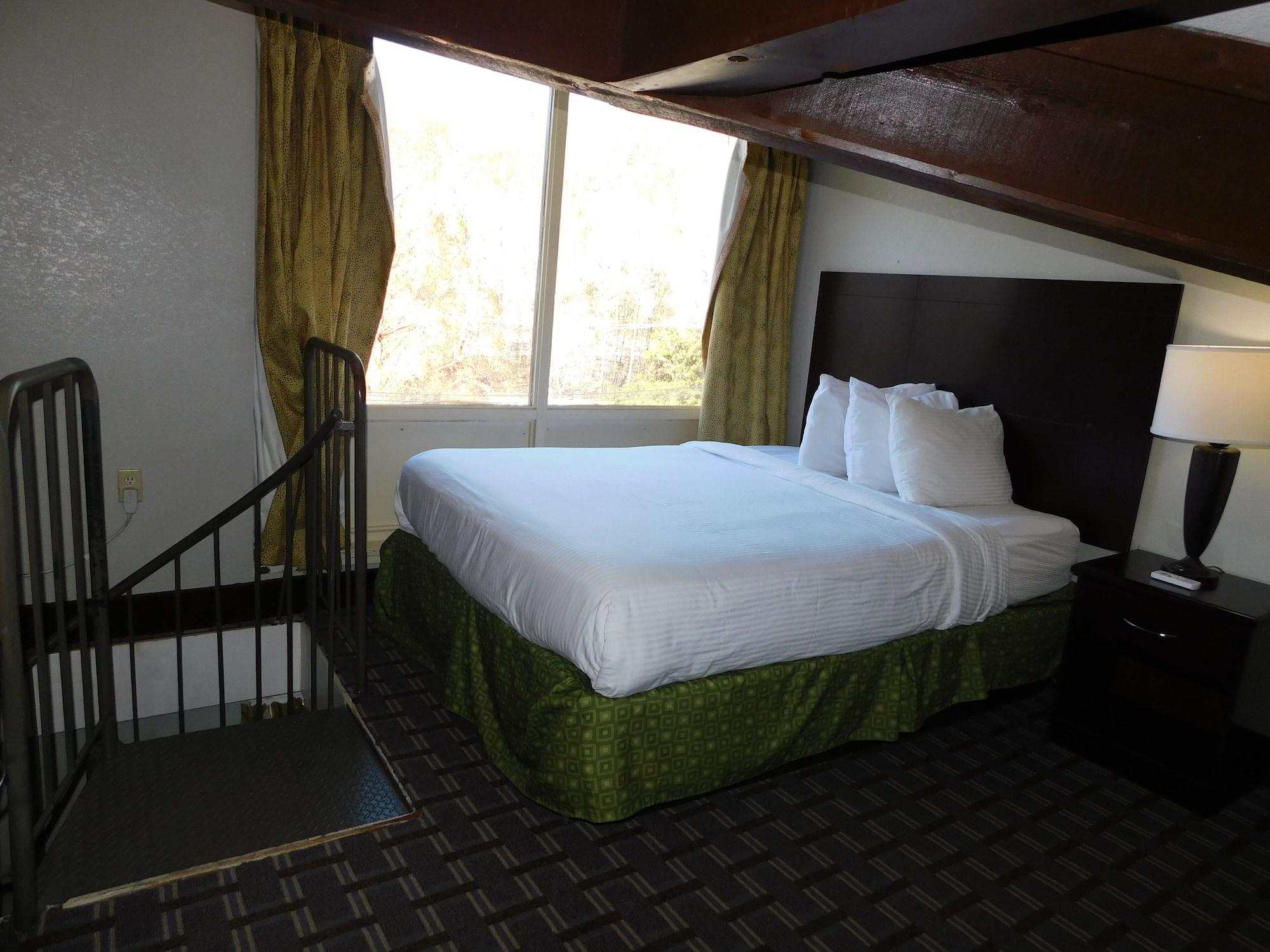 Days Inn & Suites By Wyndham Downtown Gatlinburg Parkway Luaran gambar