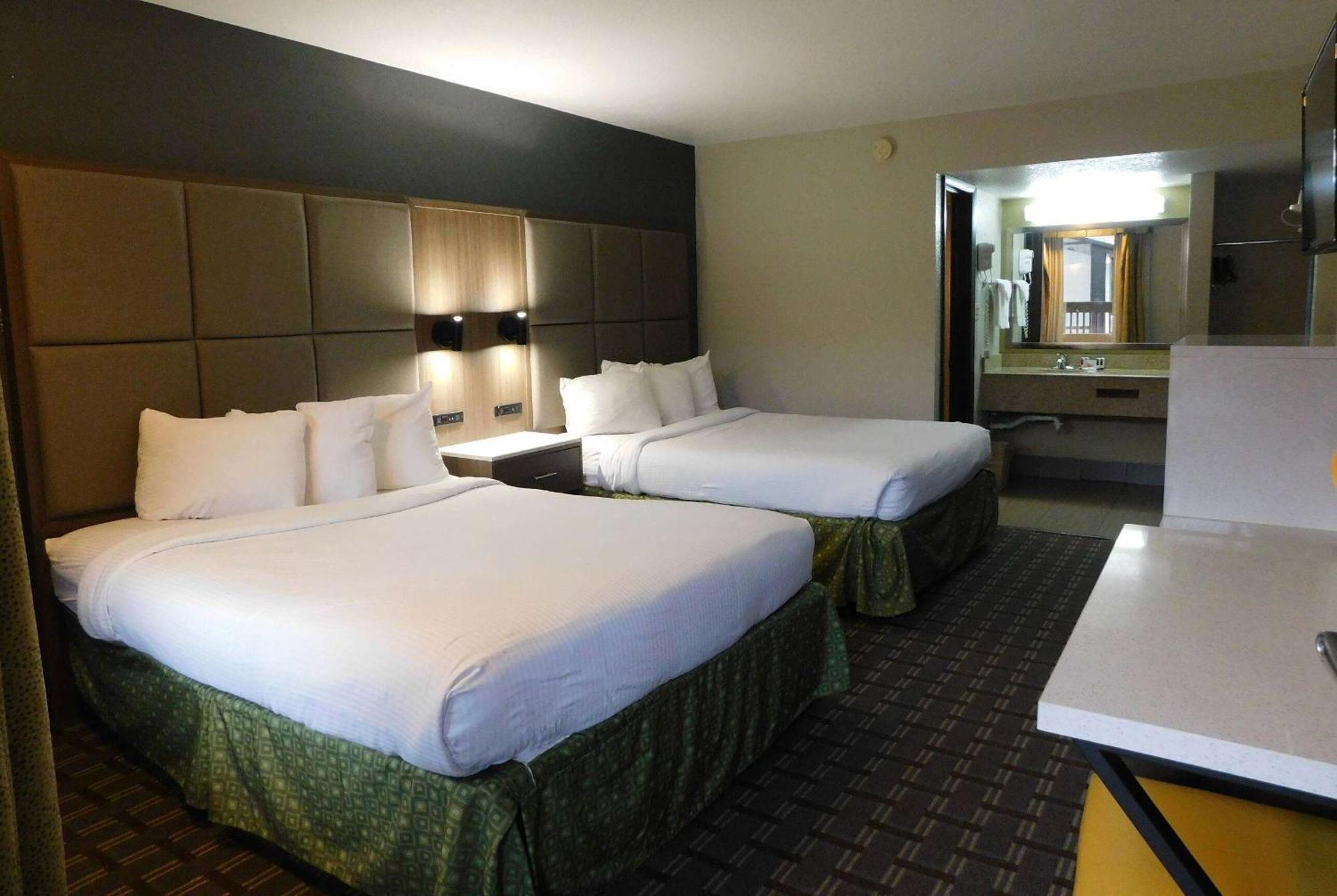 Days Inn & Suites By Wyndham Downtown Gatlinburg Parkway Luaran gambar
